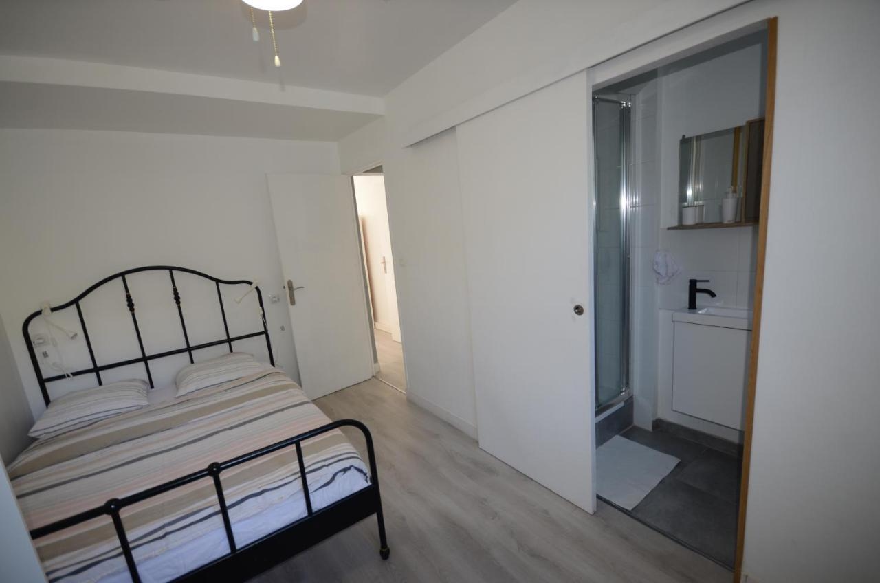 Superbe 8 Personnes 2 2 Salles De Bain Wifi Netflix Et Parking Gratuit Apartamento